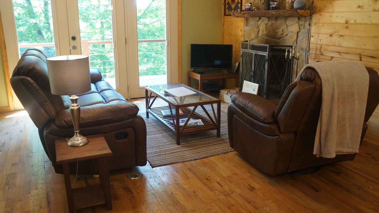 Photo of Livingroom in Robbinsville