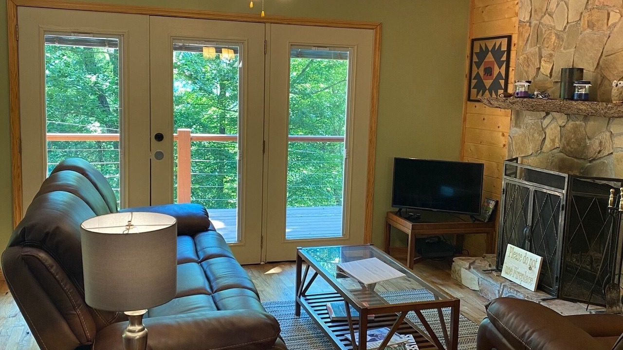 Photo of Livingroom in Robbinsville