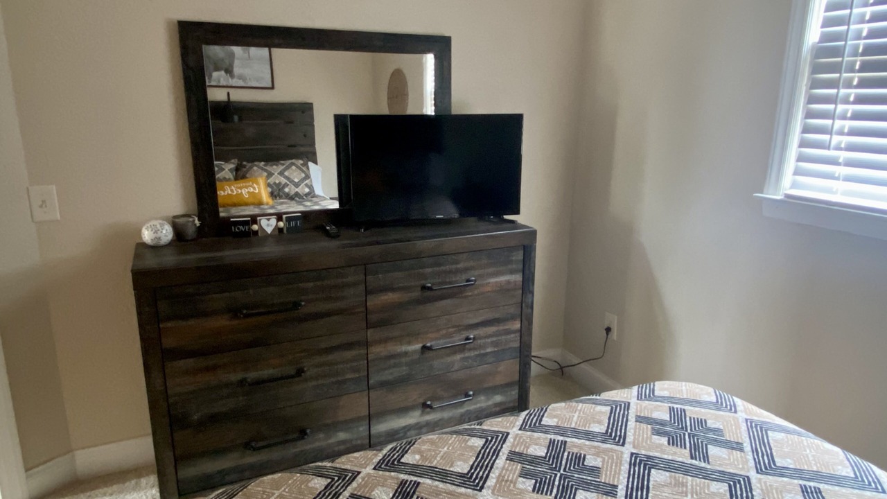 Photo of Bedroom in Lenoir