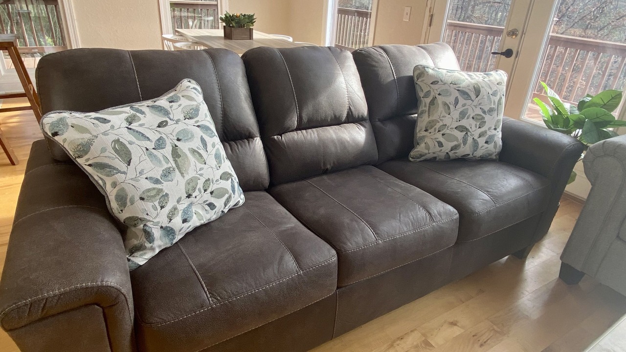 Photo of Livingroom in Lenoir