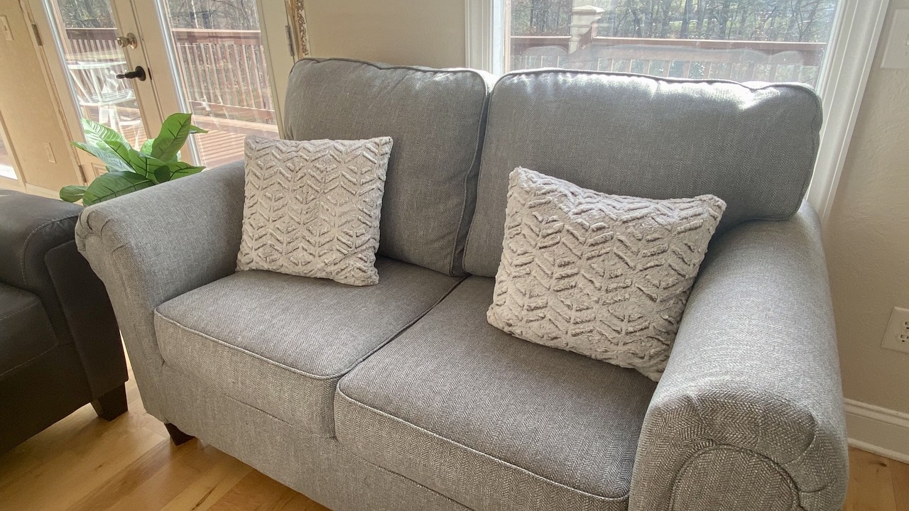 Photo of Livingroom in Lenoir