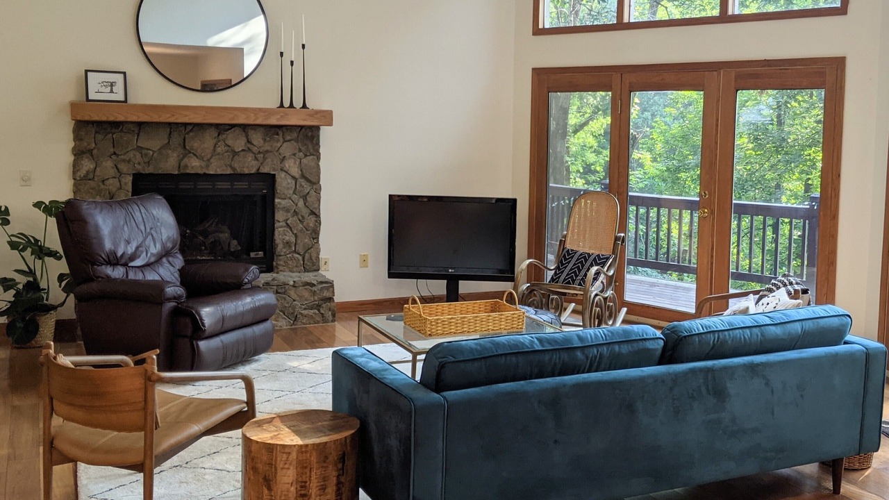 Photo of Livingroom in Robbinsville