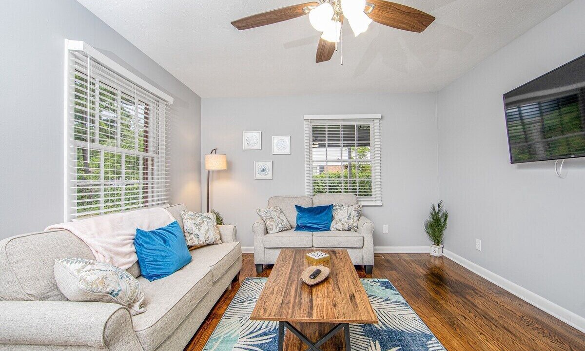 Photo of Livingroom in Westover