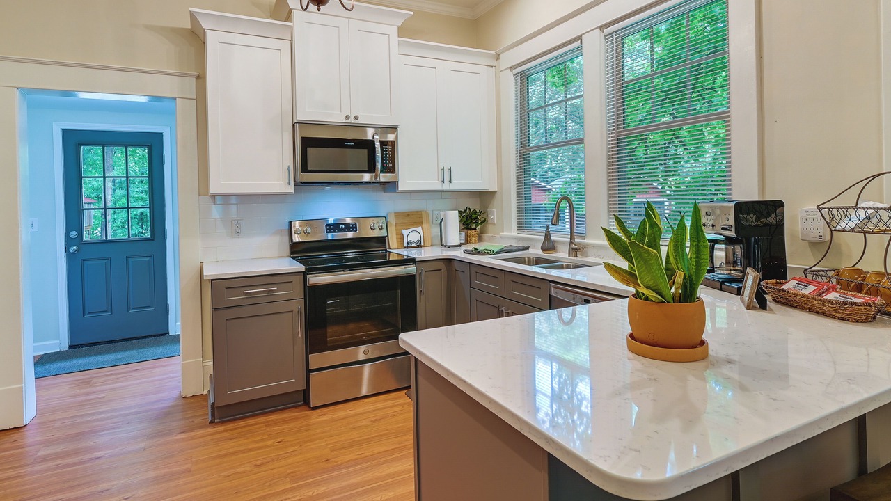 Photo of Kitchen in Lindley Park