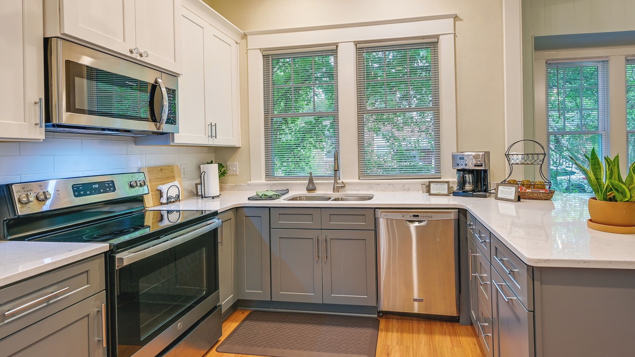 Photo of Kitchen in Lindley Park