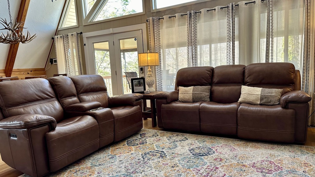 Photo of Bedroom in Robbinsville