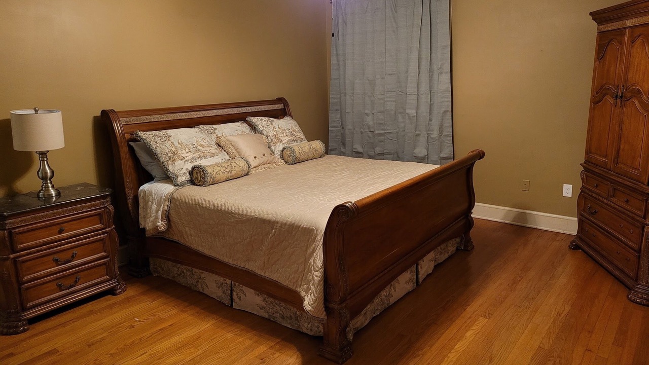 Photo of Bedroom in Guntersville