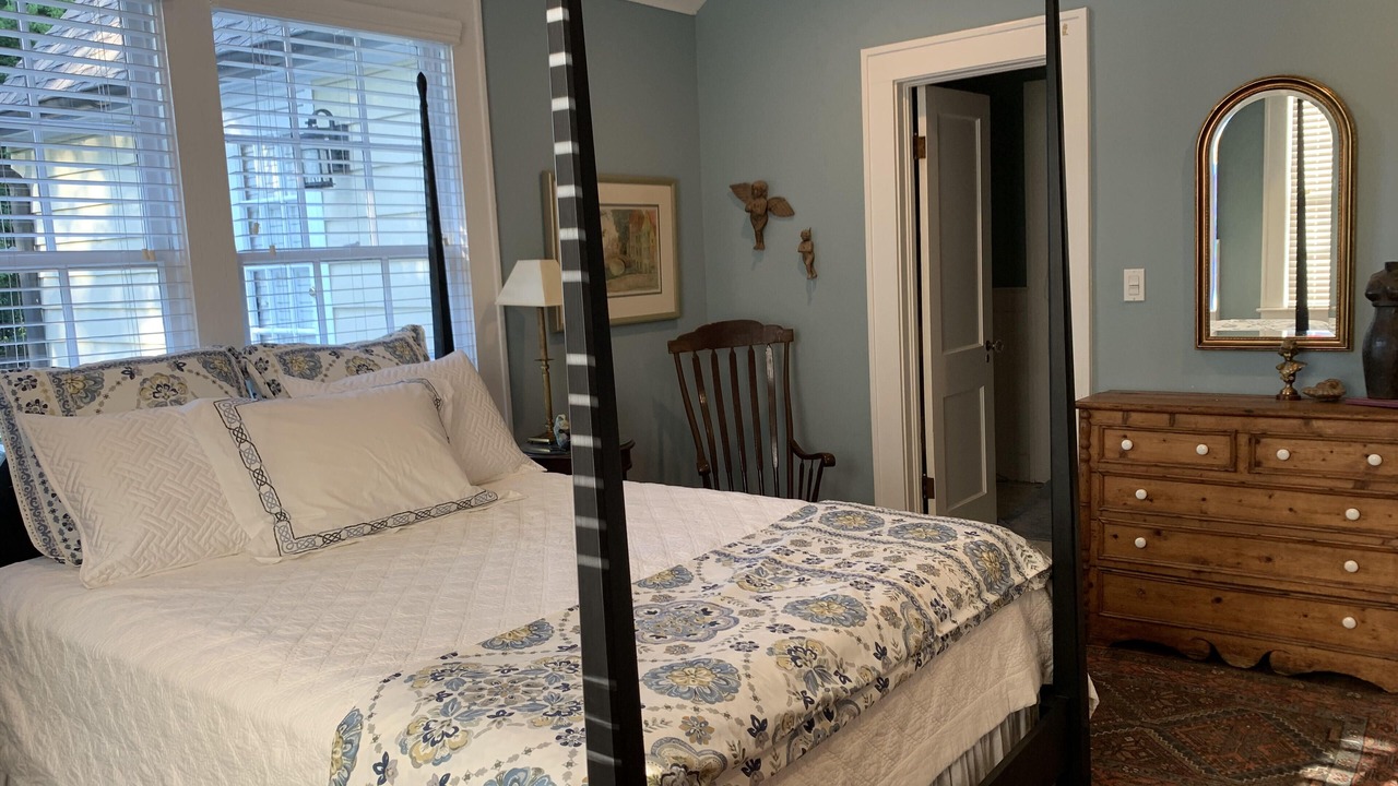 Photo of Bedroom in Tuscaloosa
