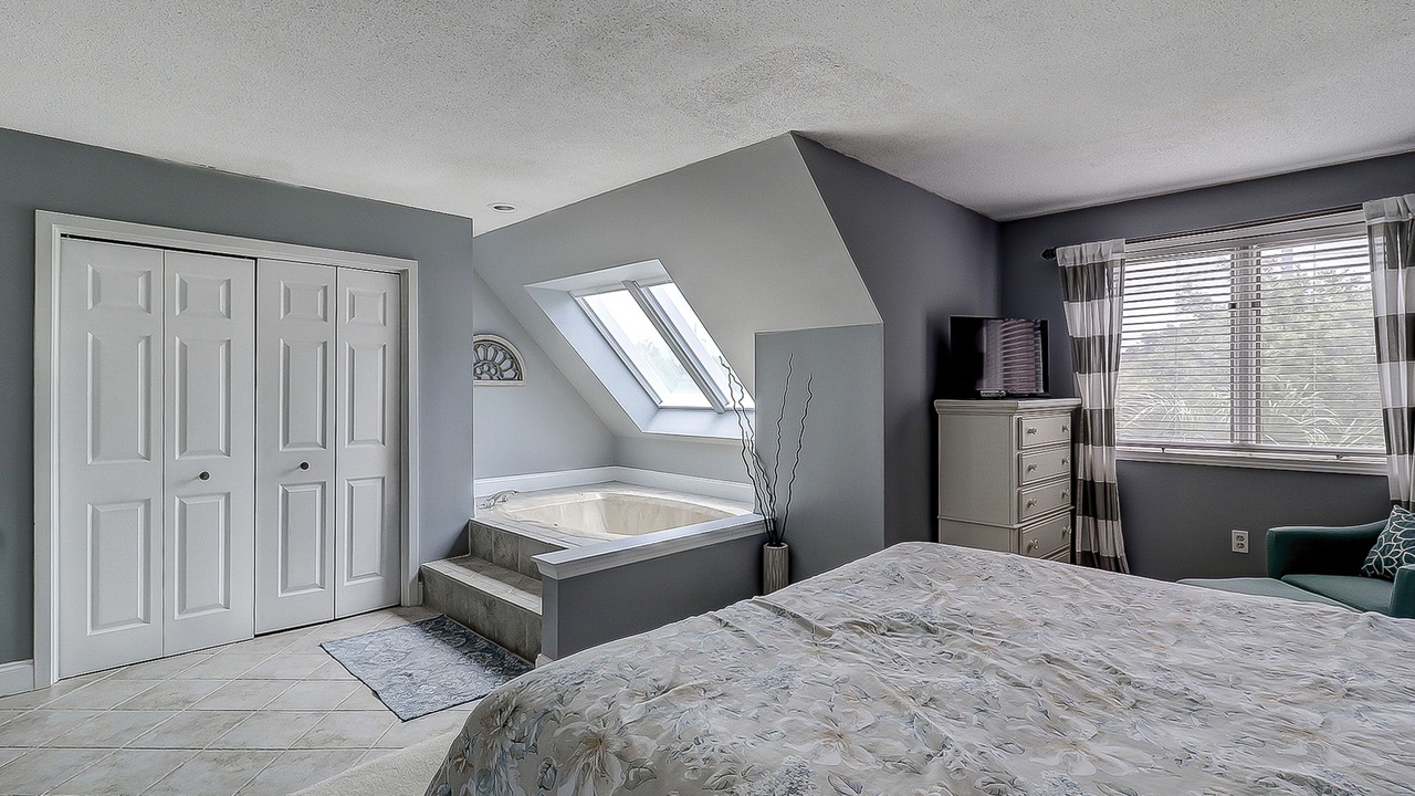 Photo of Bedroom in Shelter Cove