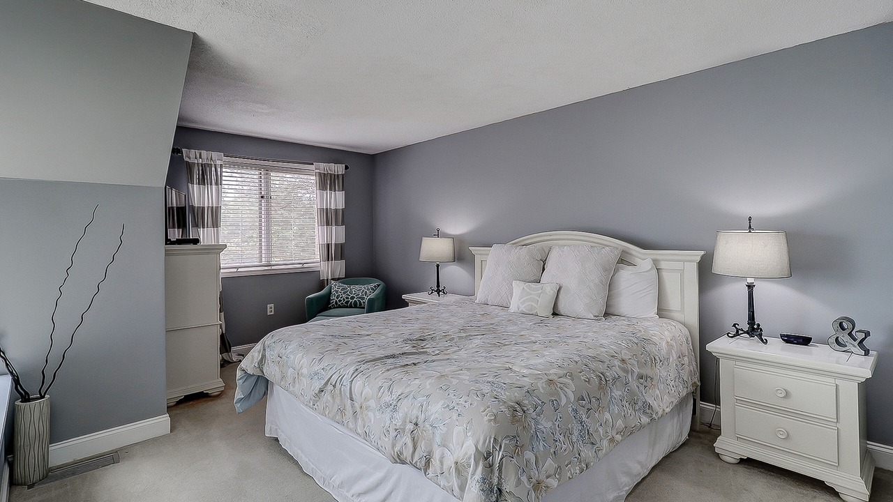 Photo of Bedroom in Shelter Cove