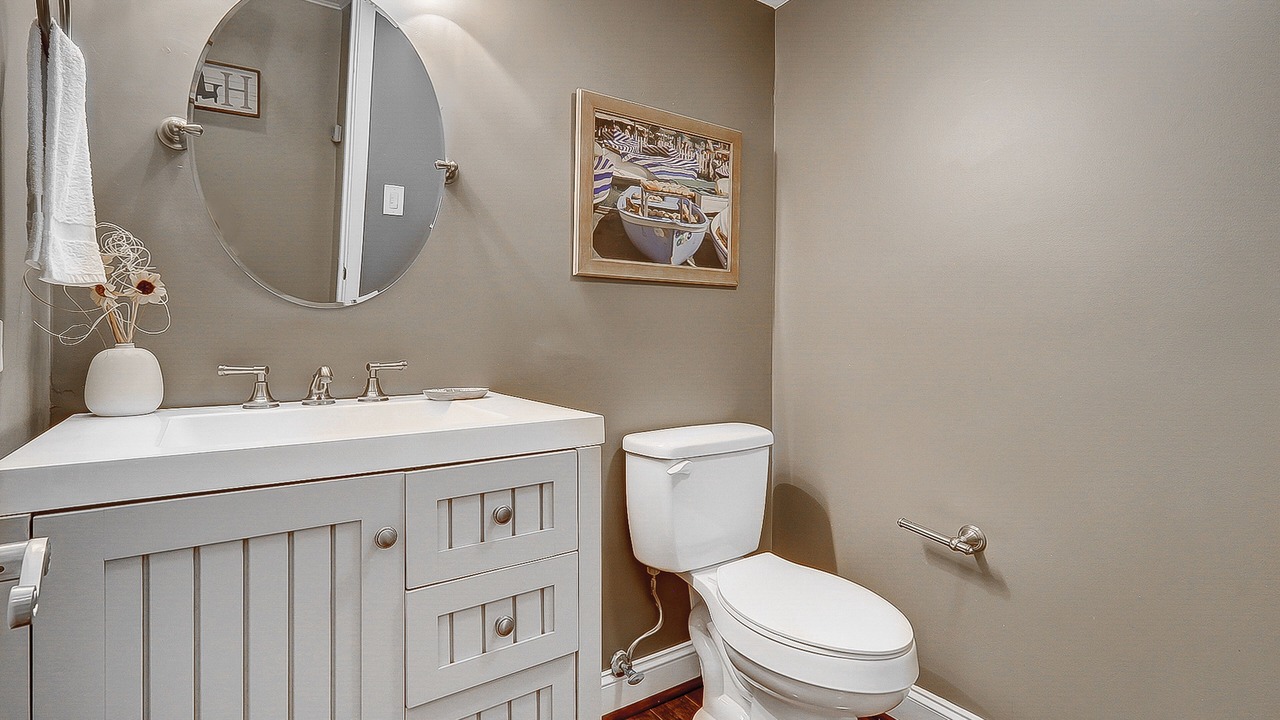 Photo of Bathroom in Shelter Cove