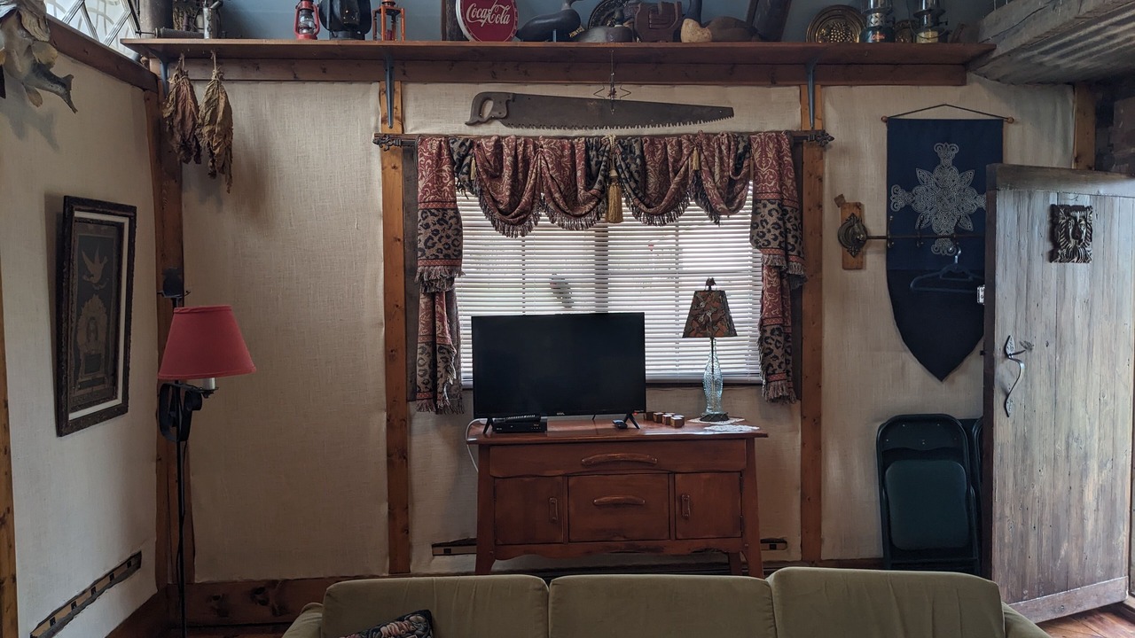 Photo of Livingroom in Bynum