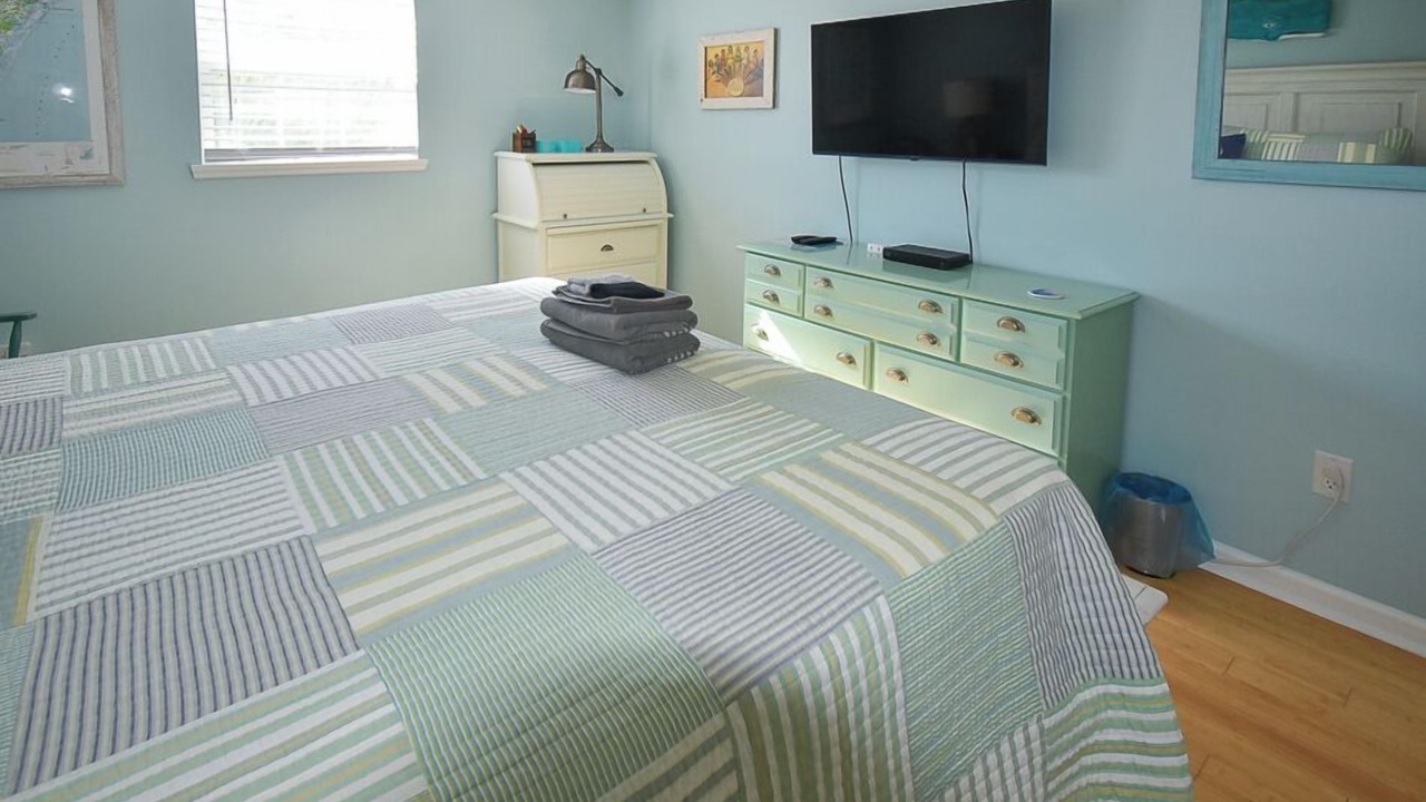 Photo of Bedroom in Carolina Beach