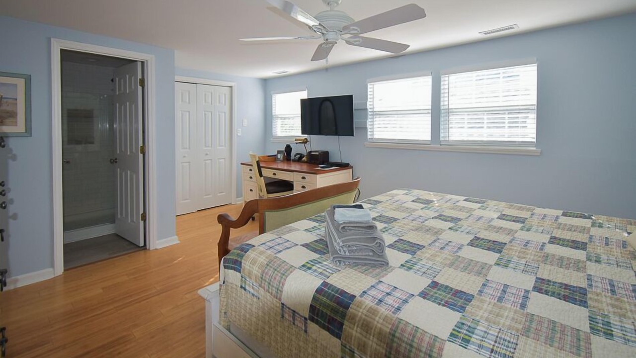 Photo of Bedroom in Carolina Beach
