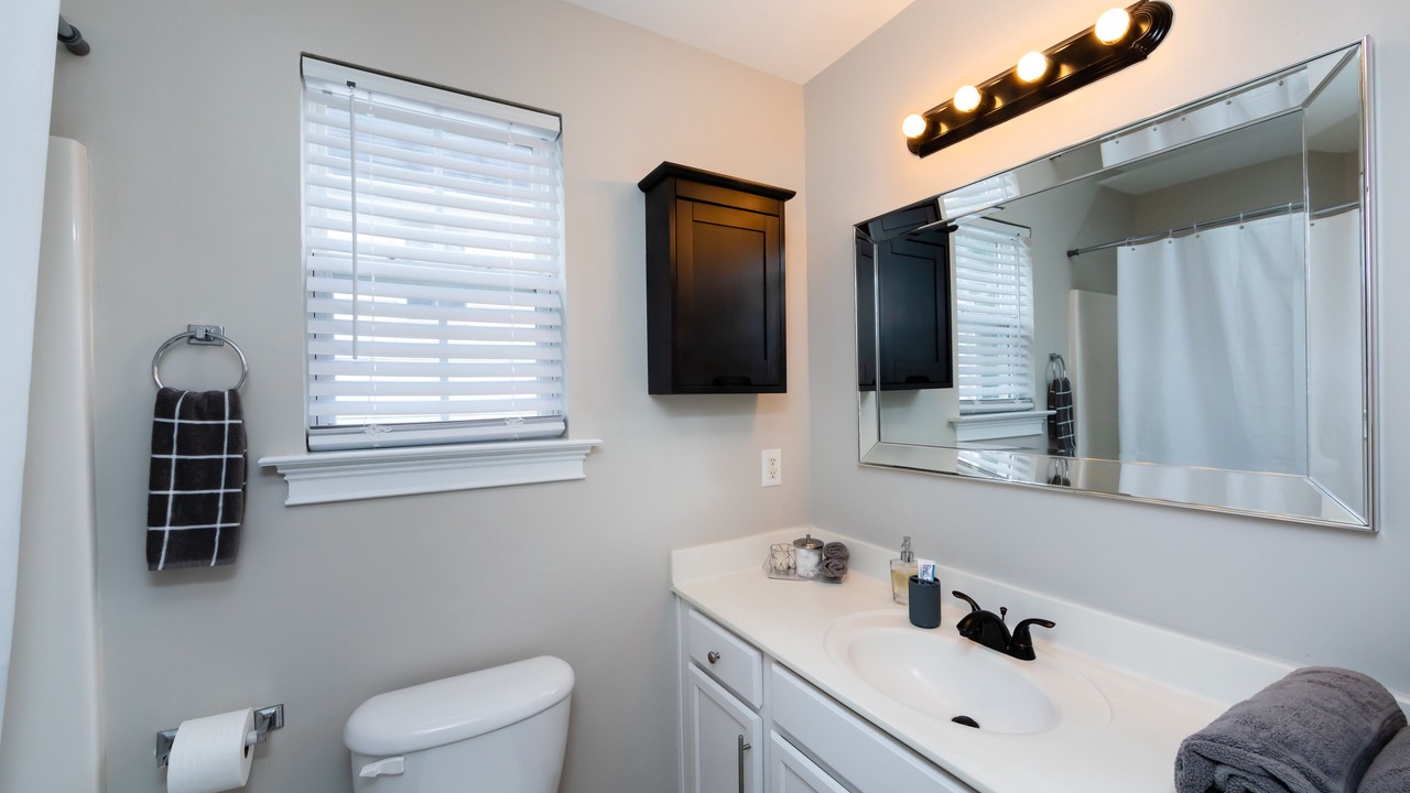 Photo of Bathroom in Huntersville