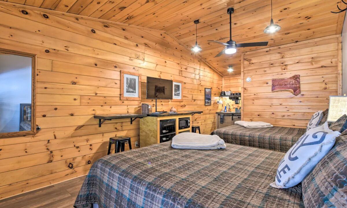 Photo of Bedroom in Bryson City