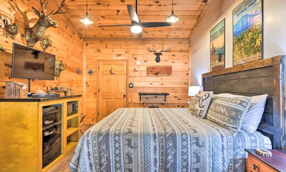 Photo of Bedroom in Bryson City