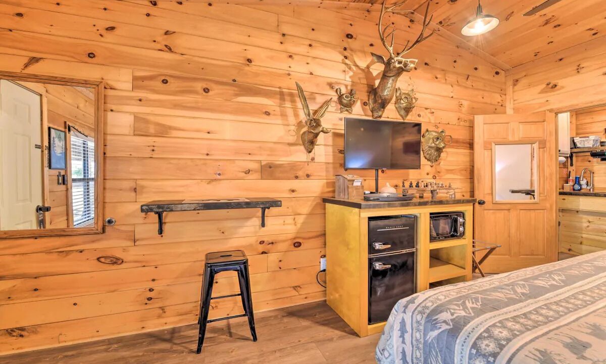 Photo of Bedroom in Bryson City
