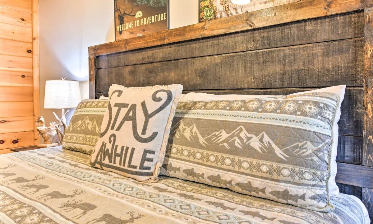 Photo of Bedroom in Bryson City