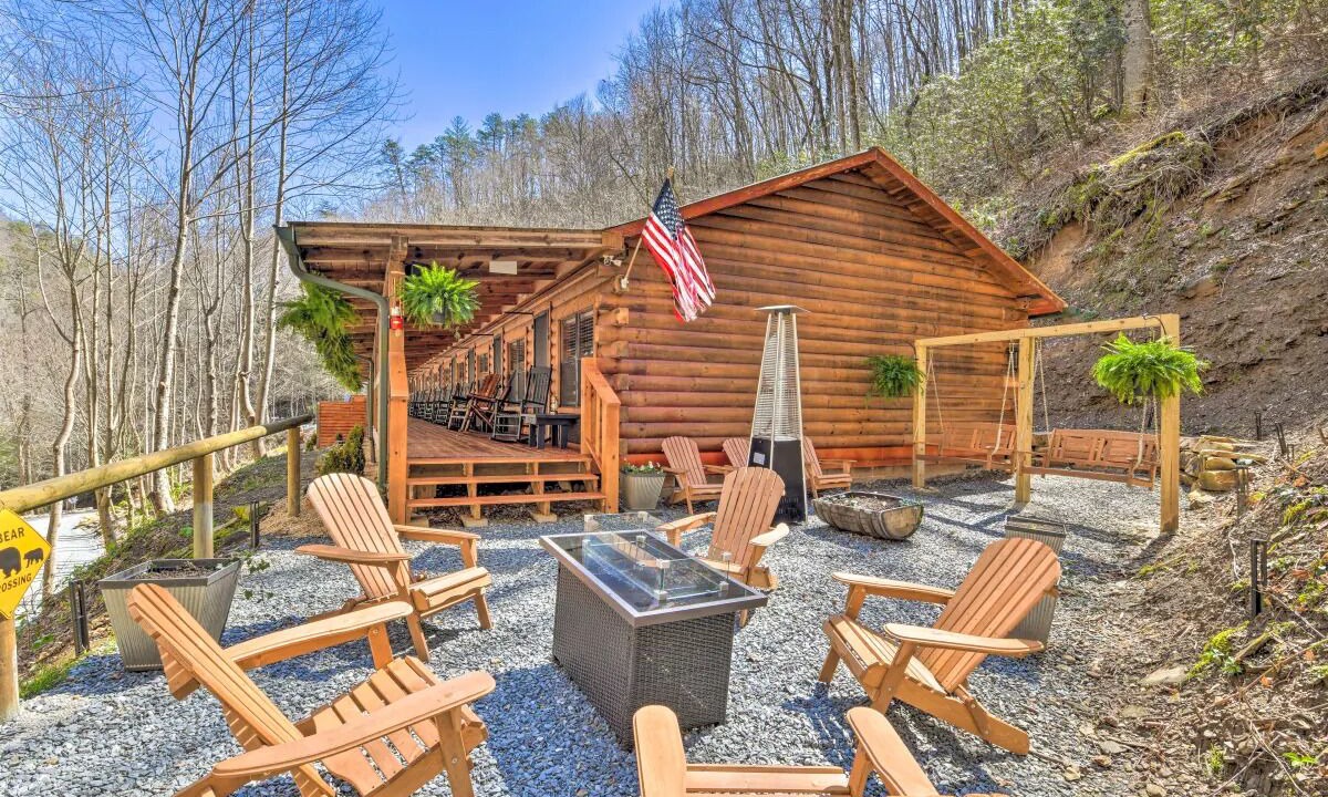 Photo of Patio Balcony in Bryson City