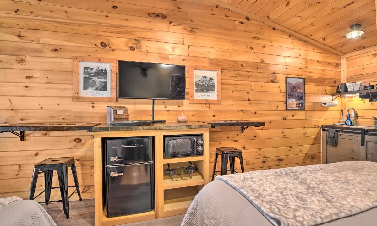 Photo of Bedroom in Bryson City