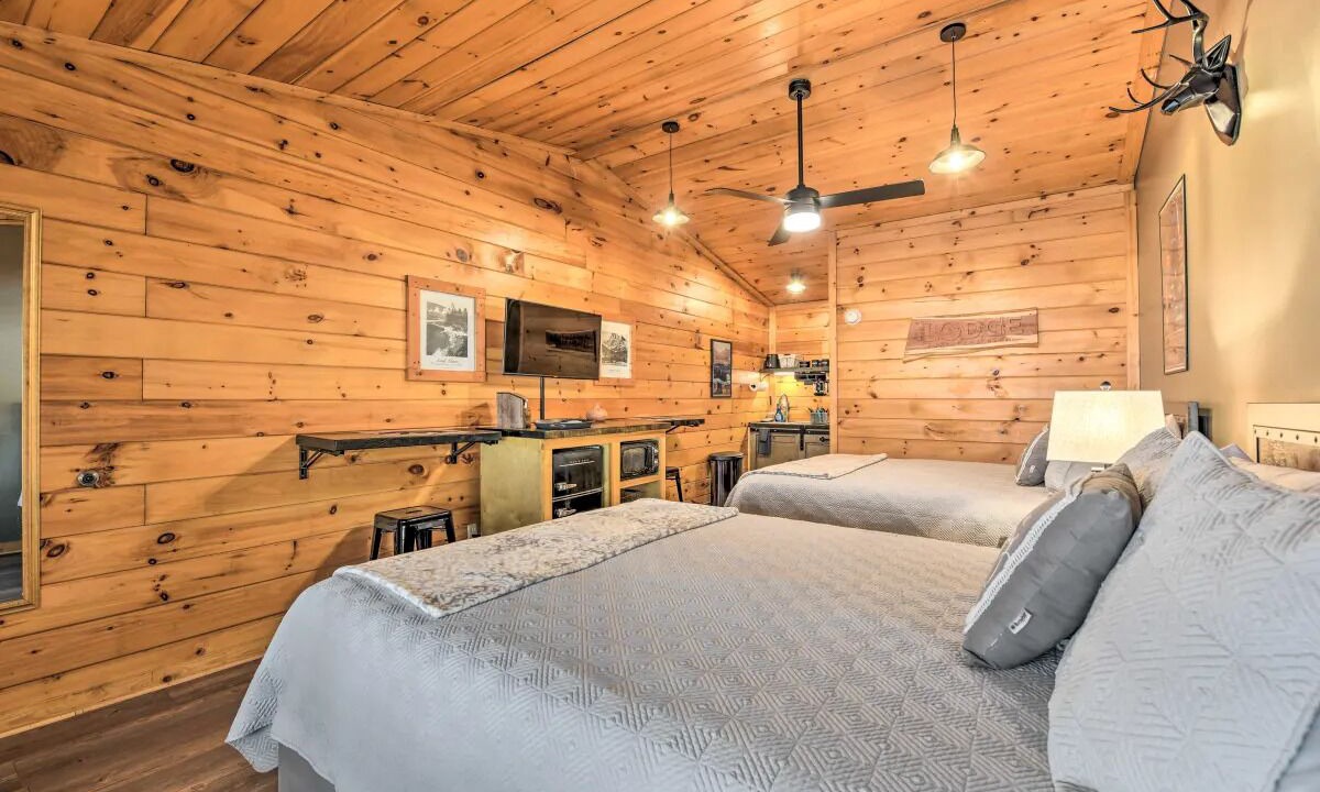 Photo of Bedroom in Bryson City