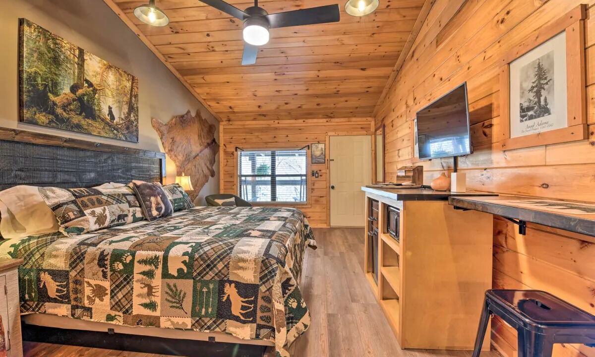 Photo of Bedroom in Bryson City