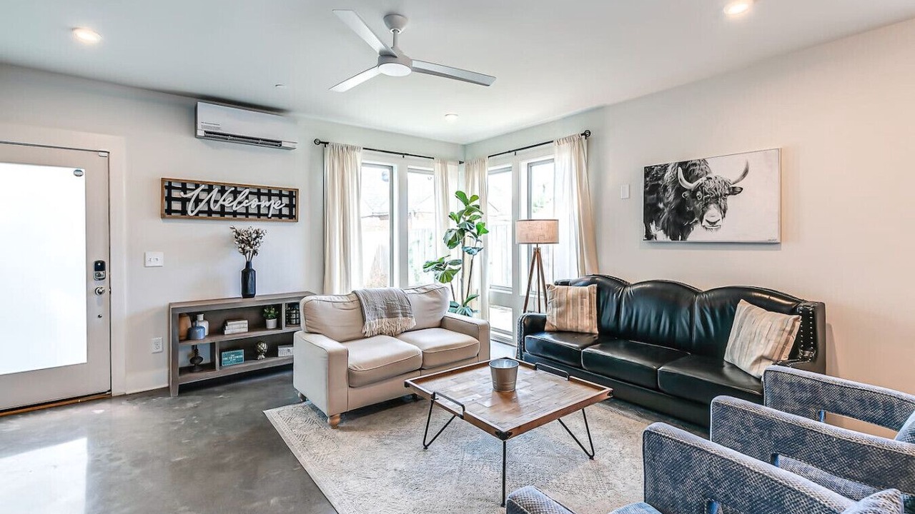 Photo of Livingroom in East Nashville