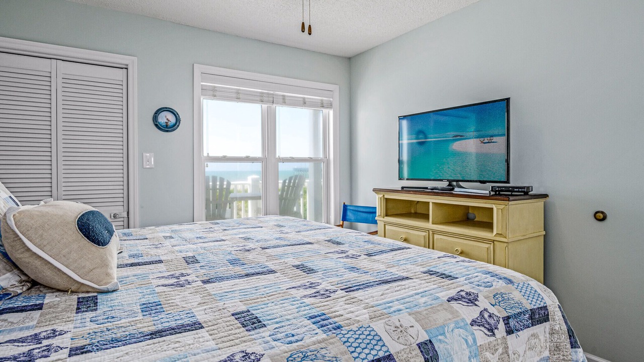 Photo of Bedroom in Holden Beach