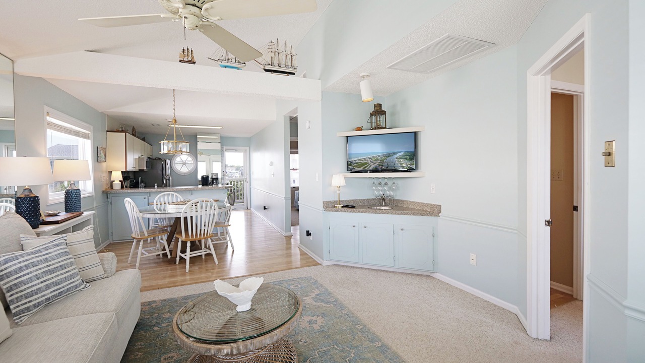 Photo of Livingroom in Holden Beach