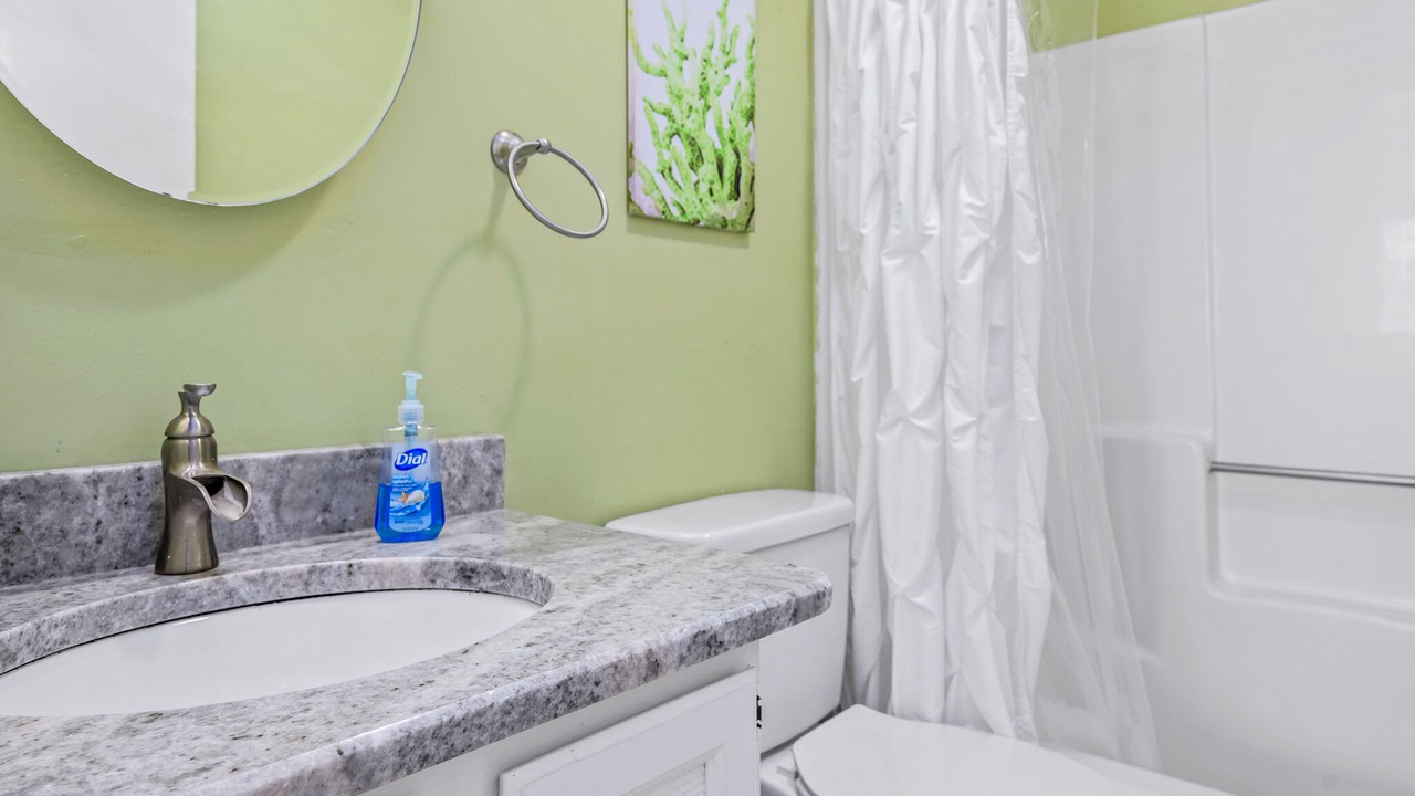 Photo of Bathroom in Holden Beach