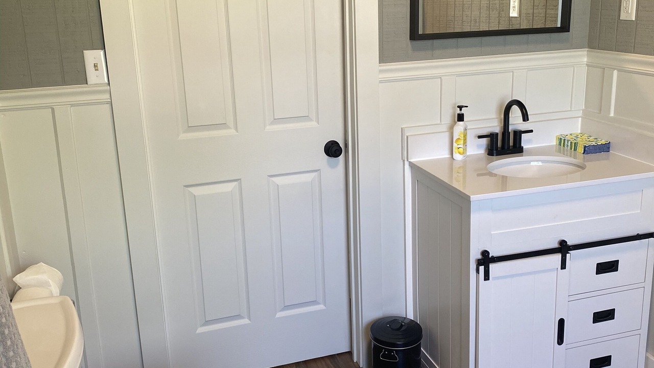 Photo of Bathroom in Hatteras