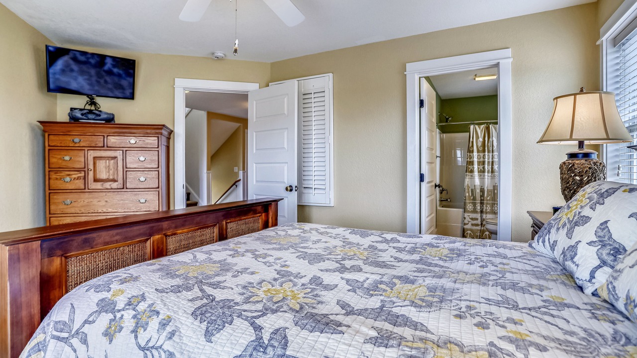 Photo of Bedroom in Colington