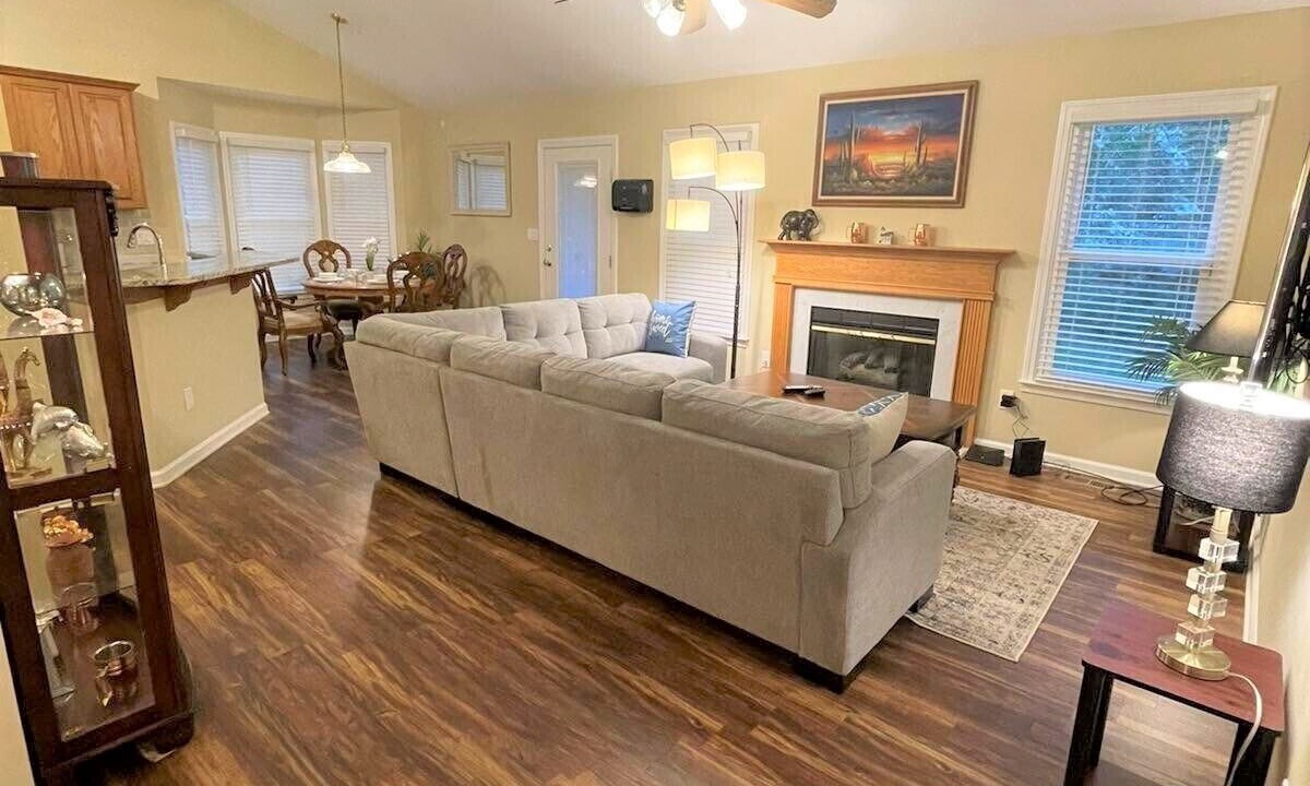 Photo of Livingroom in Harrisburg