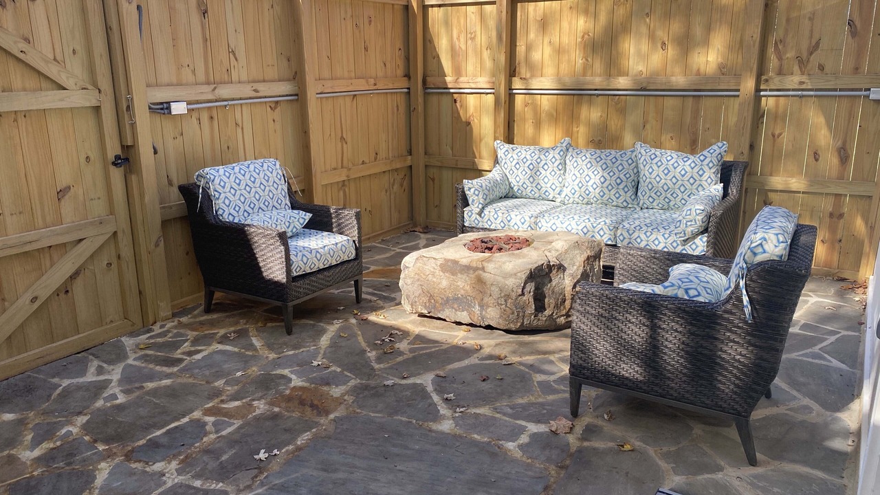 Photo of Patio Balcony in Barnardsville