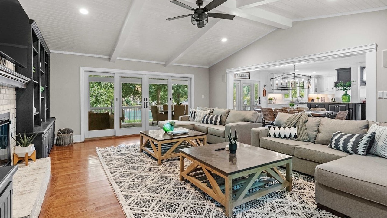 Photo of Livingroom in Westport