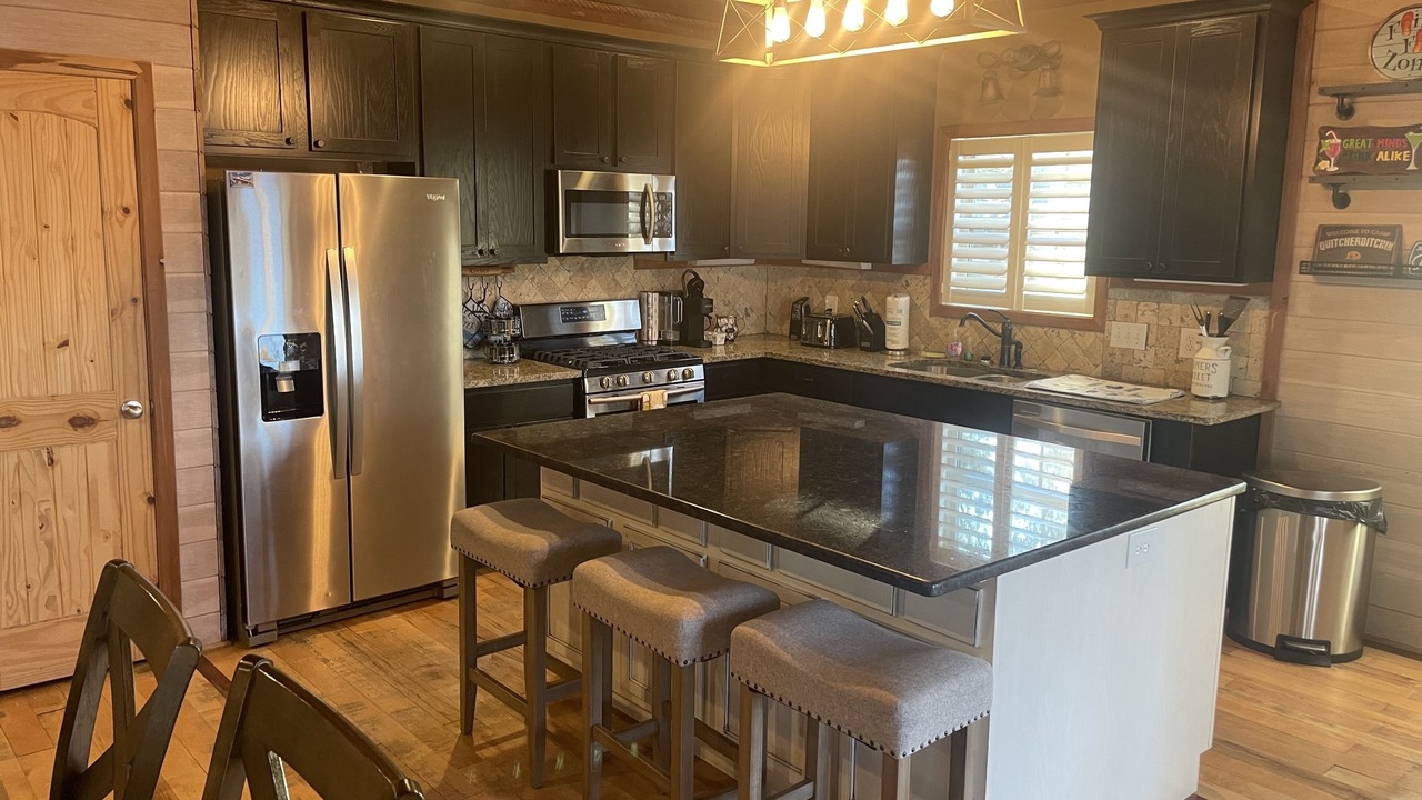 Photo of Kitchen in Guntersville