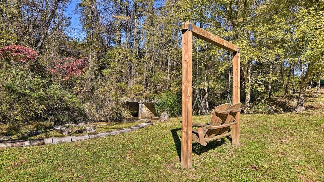 Photo of Others in Weaverville