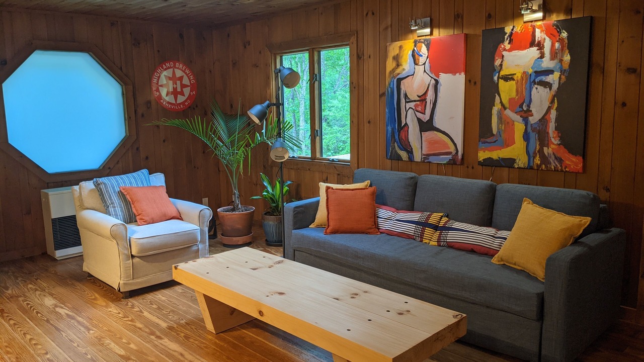 Photo of Livingroom in Boone