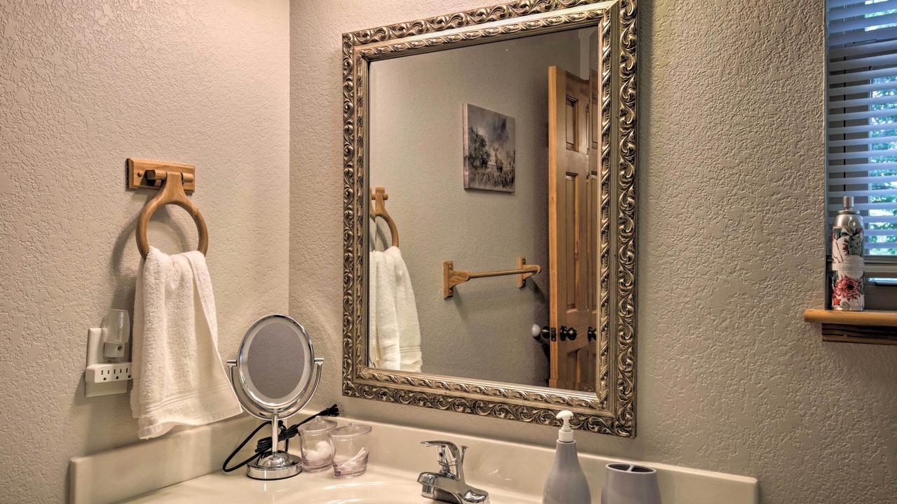 Photo of Bathroom in Murphy
