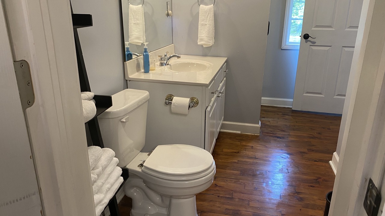 Photo of Bathroom in Garner Cove