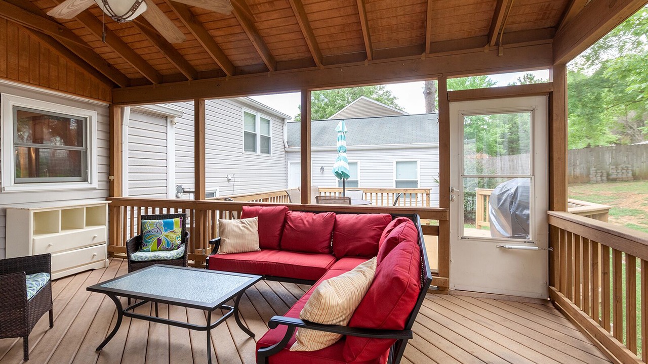 Photo of Livingroom in Pineville