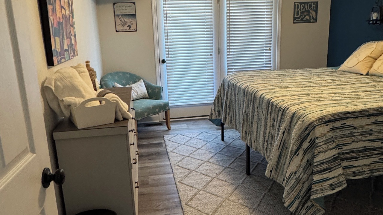 Photo of Bedroom in Sunset Beach