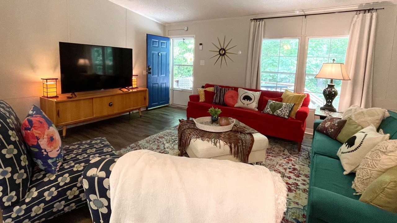 Photo of Livingroom in Siler City