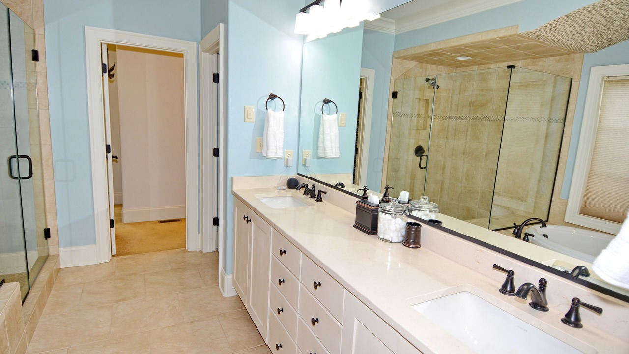 Photo of Bathroom in Summerfield