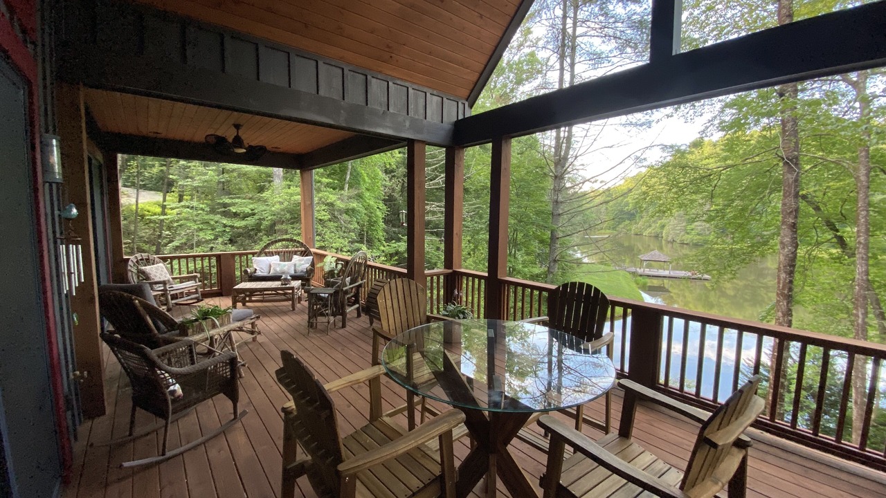 Photo of Others in Lake Toxaway