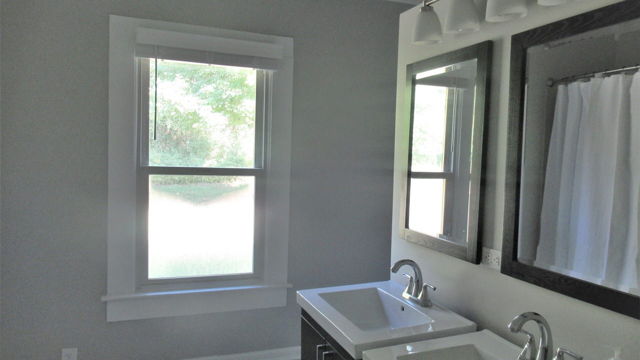 Photo of Bathroom in Huntersville