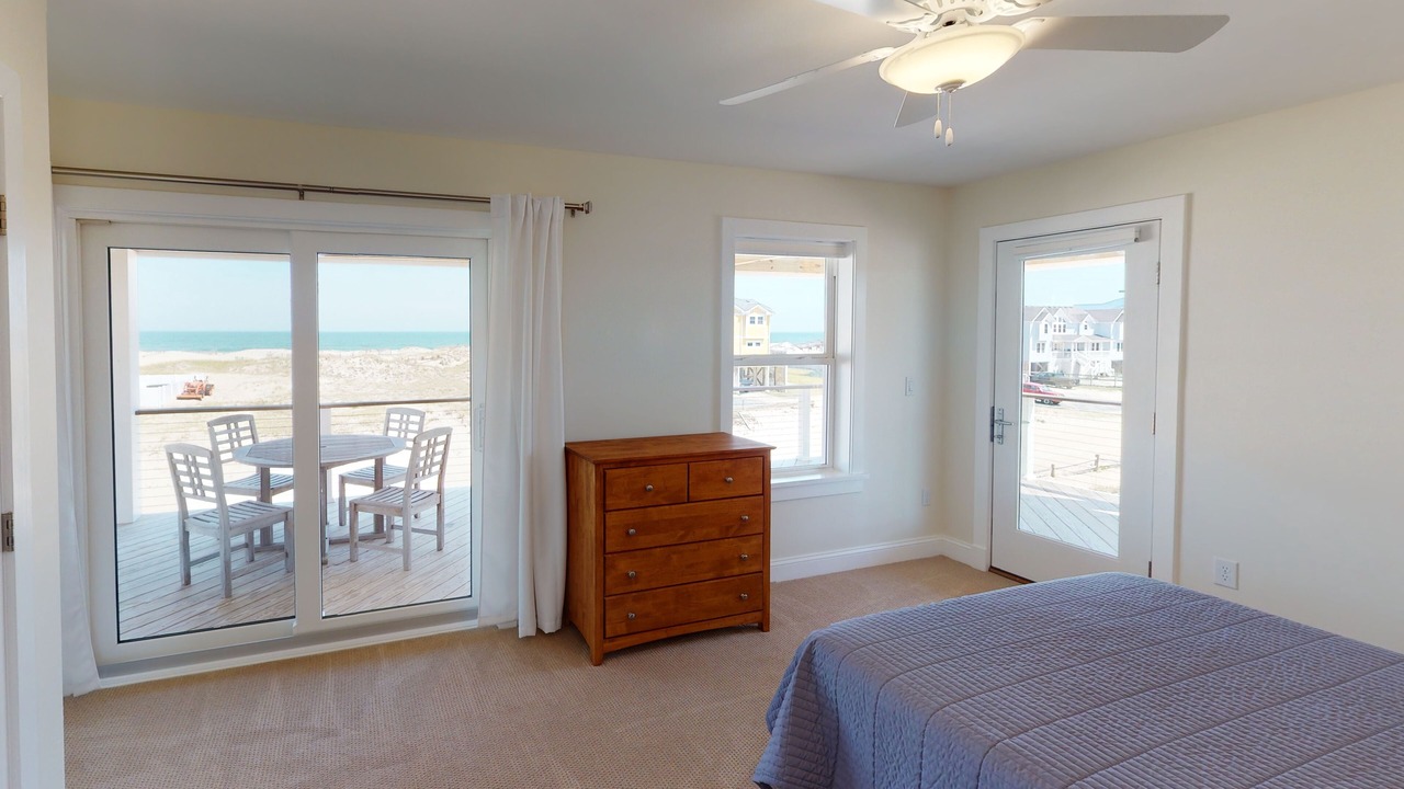 Photo of Bedroom in Carova Beach