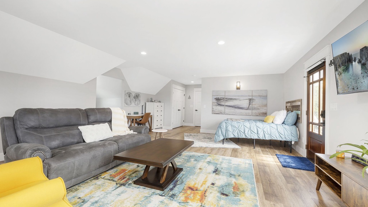 Photo of Livingroom in Concord