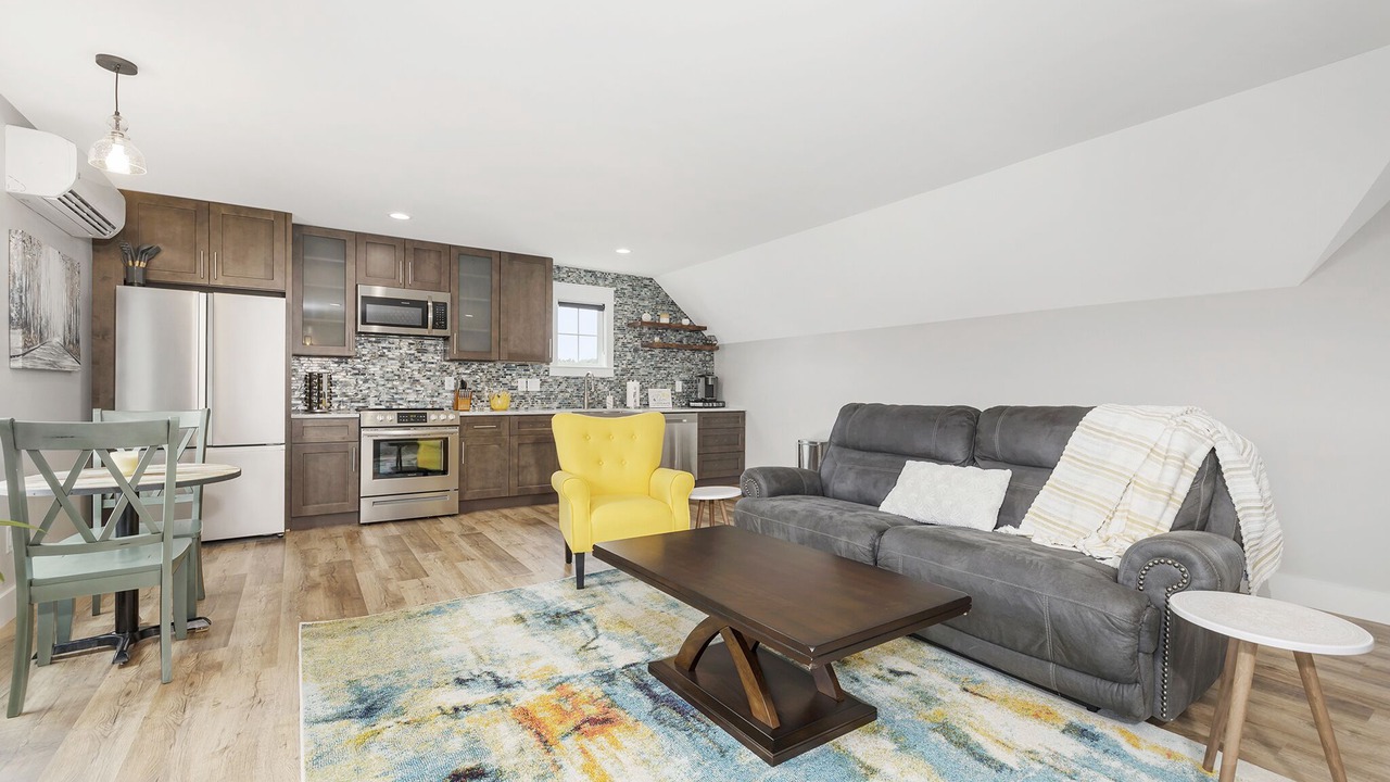Photo of Livingroom in Concord
